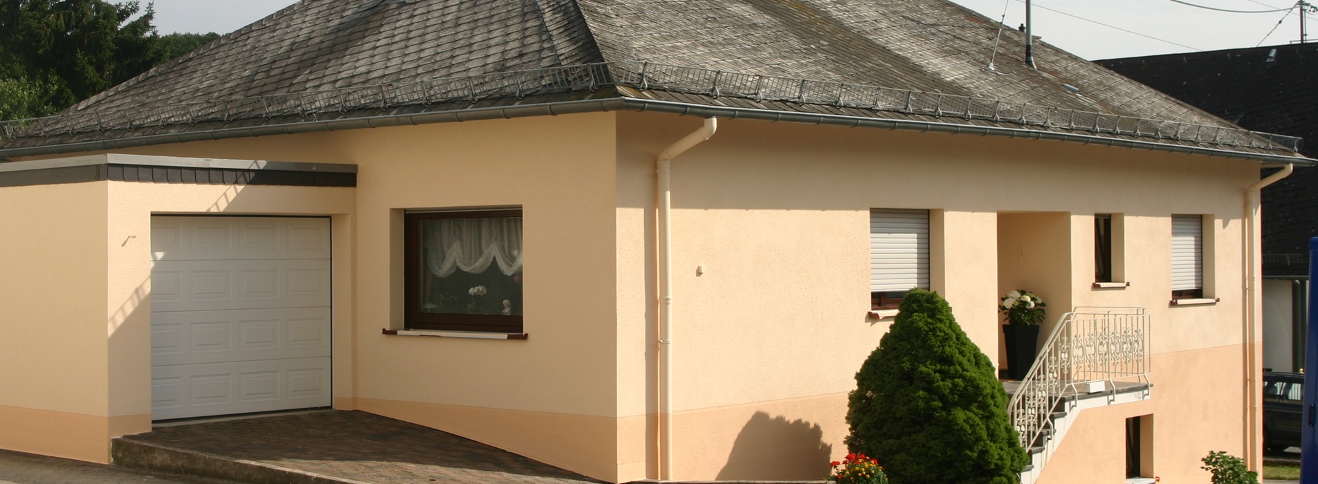 Maler Schimmelpfennig bietet Ihnen qualitativ hochwertige Fassadengestaltung.